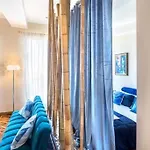 Panoramic Luxury Penthouse 6 People Apartment