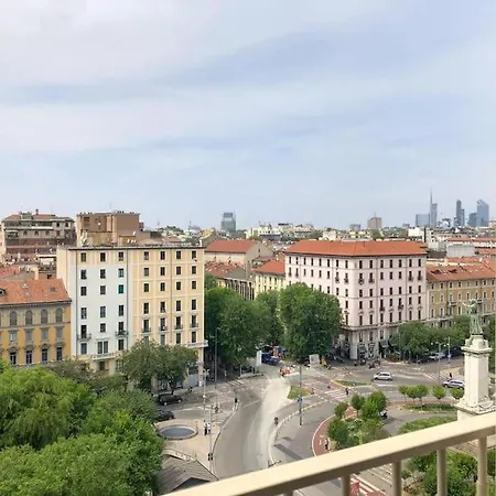 Panoramic Luxury Penthouse 6 People Milan
