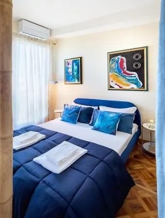 Panoramic Luxury Penthouse 6 People Apartment Milan