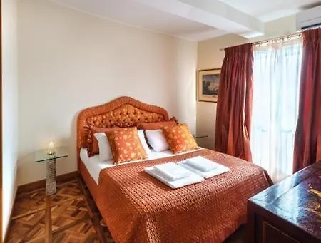 Panoramic Luxury Penthouse 6 People Apartment Milan